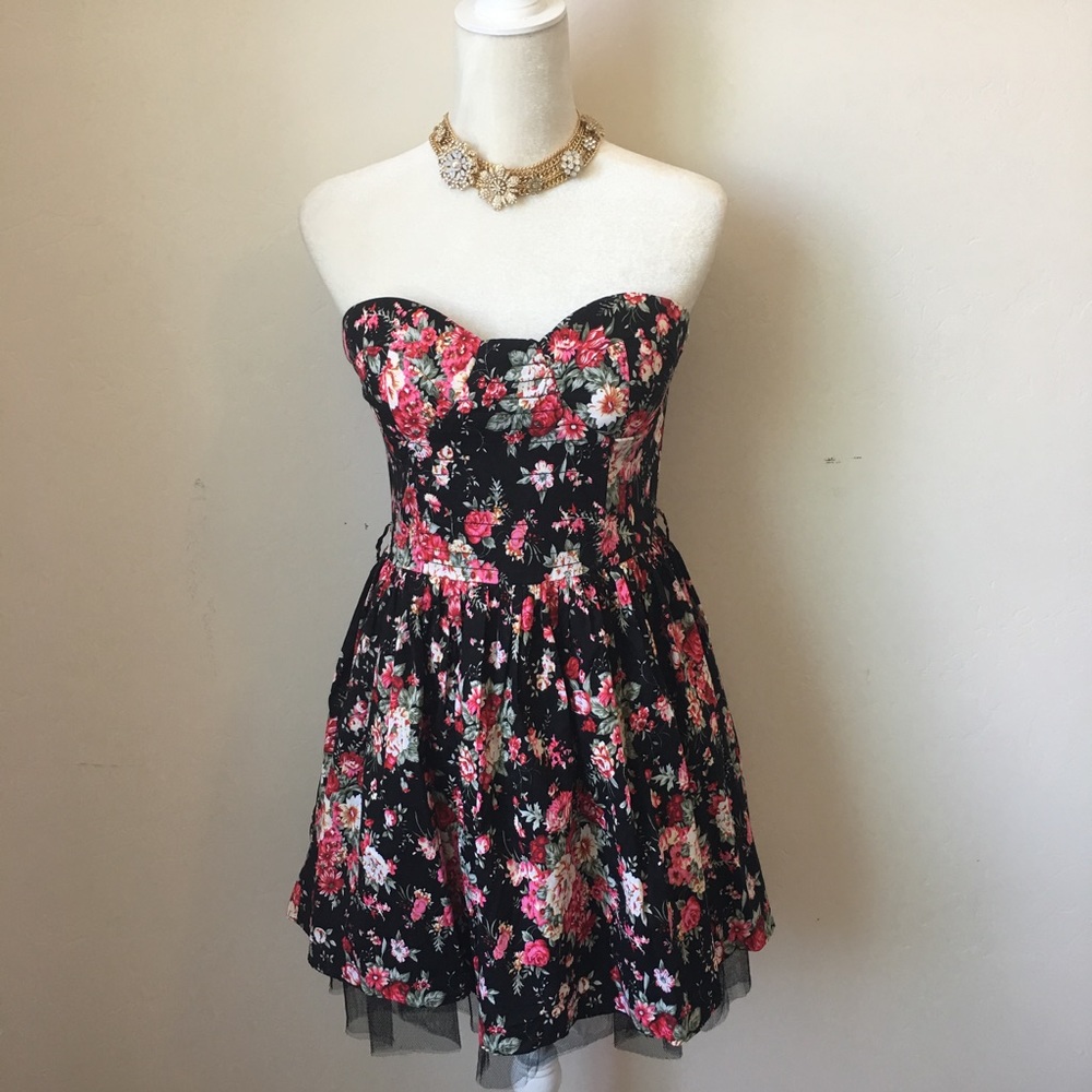 Vintage Y2K Cottagecore Floral Dress Size M